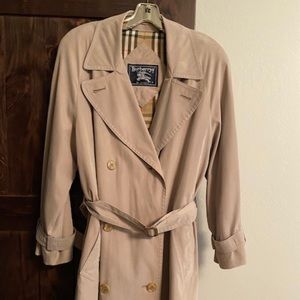 Burberry Trenchcoat